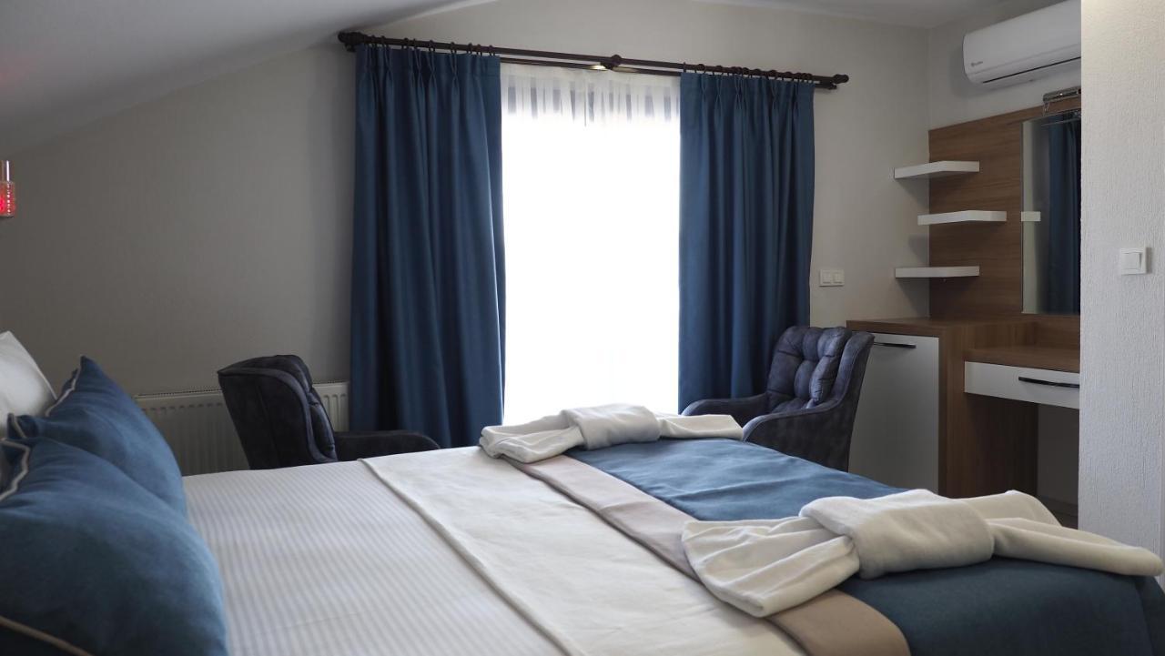 Myosotis Boutque Oel Hotel